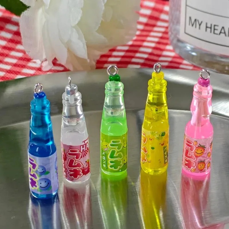 10 Pezzi Ciondoli in Resina a  - Resin Crafts Diy recensione e prezzo