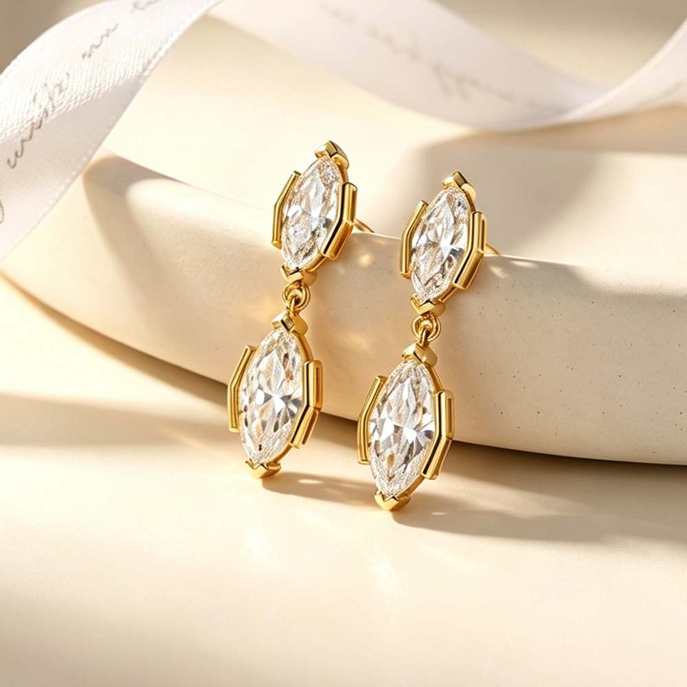 Collana con Pendente EWYA 3CT  - Bezels Set Pendant recensione e prezzo
