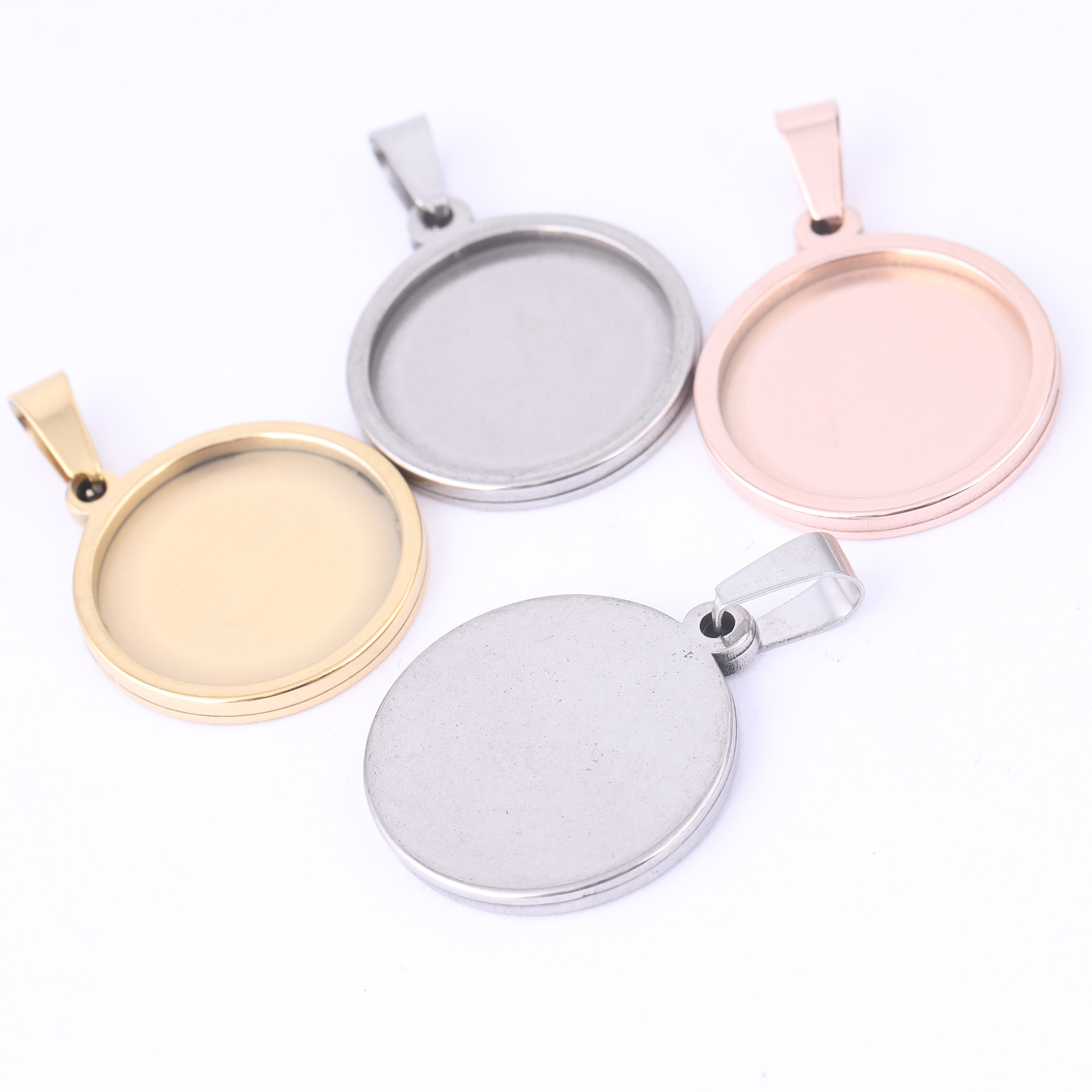5 pezzi in acciaio inossidabil - Bezels Set Pendant recensione e prezzo