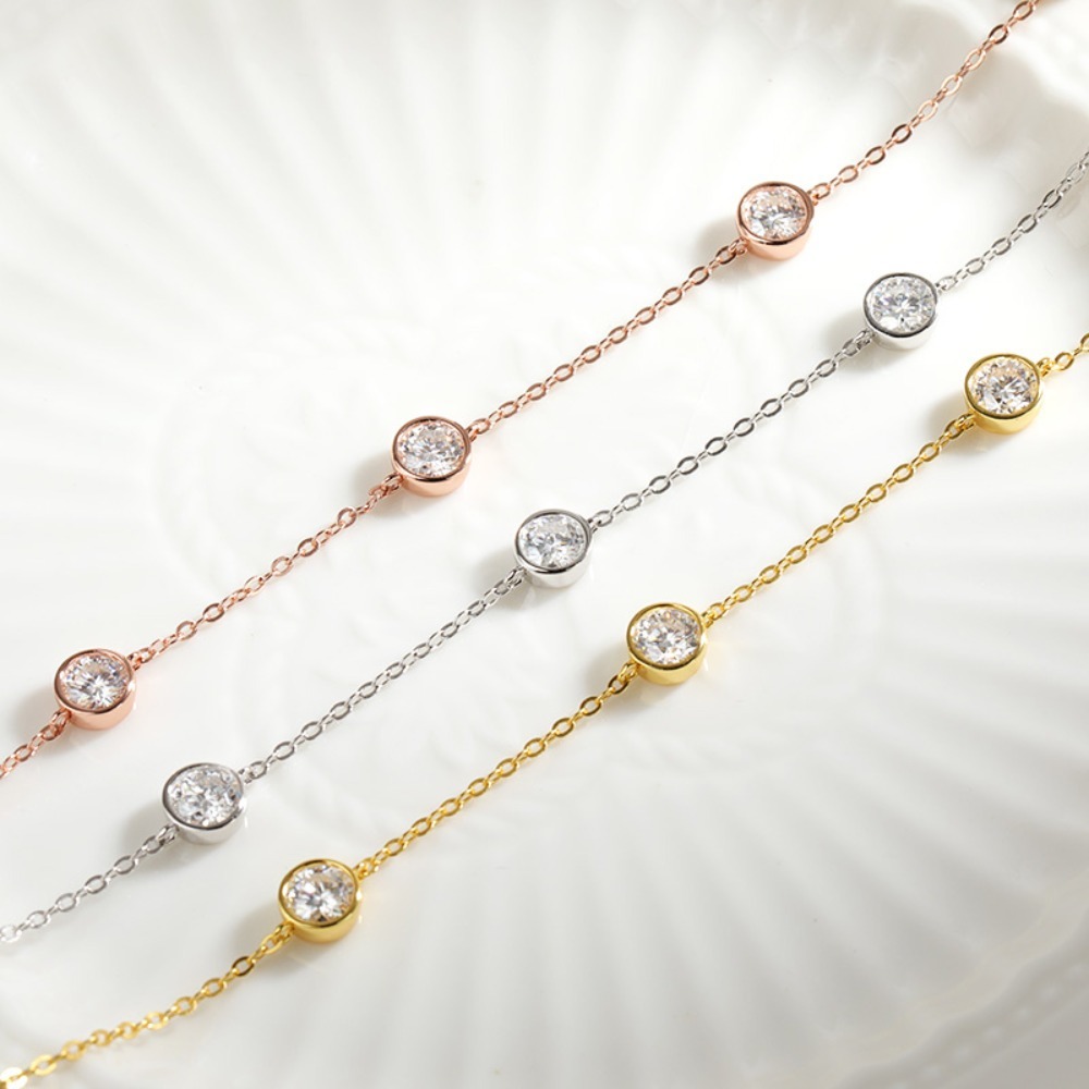 Collana Moissanite da 5 mm cer - Bezels Set Pendant recensione e prezzo